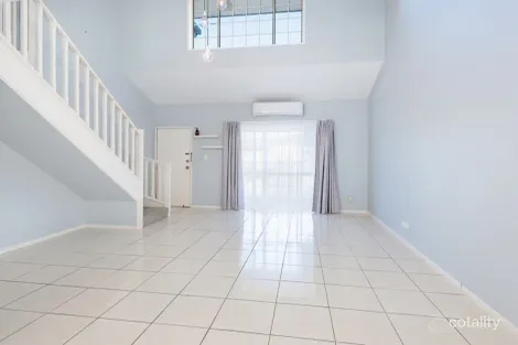Property photo of 8/2 Doyalson Place Helensvale QLD 4212