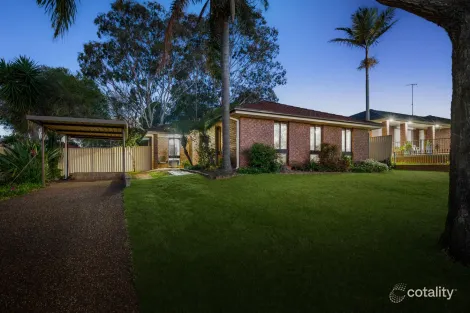 Property photo of 31 Hamlet Crescent Rosemeadow NSW 2560