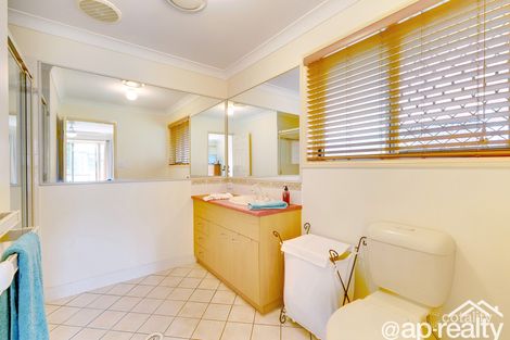 Property photo of 9 Toorak Place Forest Lake QLD 4078