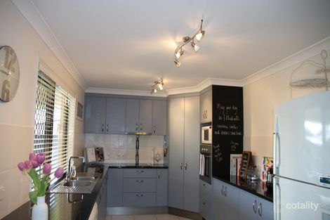 Property photo of 8 Parkview Drive Rosslyn QLD 4703