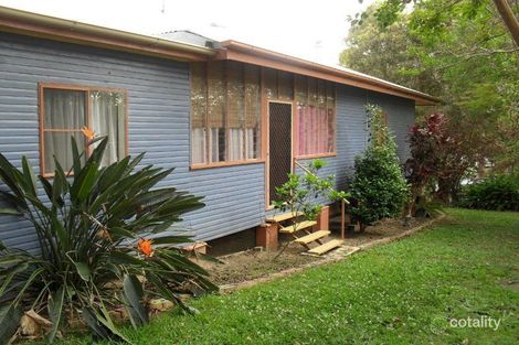 6 Bowman St, Kin Kin, QLD 4571