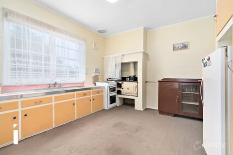 Property photo of 3 Kenneth Place Karabar NSW 2620