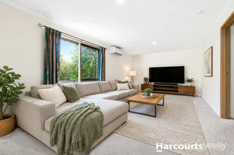 Property photo of 6 Malanda Court Berwick VIC 3806