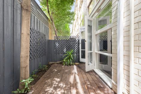 2/14 Crimea St, St Kilda, VIC 3182