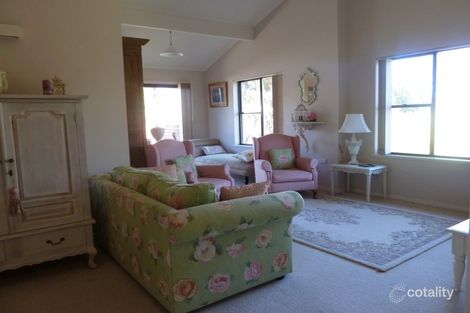 Property photo of 35 Larela Circuit Orange NSW 2800