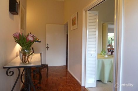 Property photo of 35 Larela Circuit Orange NSW 2800