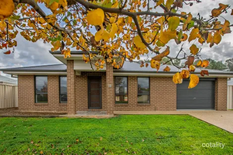 Property photo of 47 Pech Avenue Jindera NSW 2642