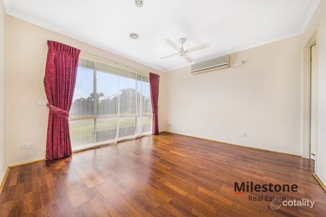Property photo of 10 Helens Way Langwarrin VIC 3910