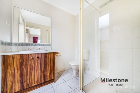 Property photo of 10 Helens Way Langwarrin VIC 3910