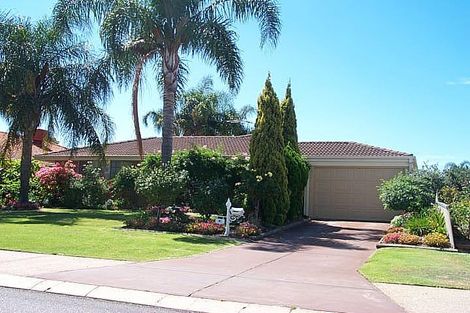 81 Discovery Dr, Thornlie, WA 6108