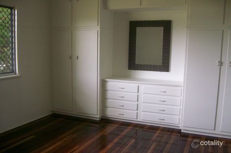 Property photo of 4 King Street Urangan QLD 4655