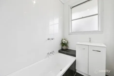 Property photo of 136 Armstrong Street Colac VIC 3250