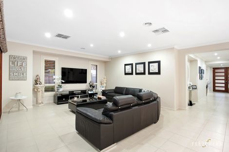 Property photo of 151 Laurimar Boulevard Doreen VIC 3754