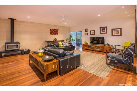 Property photo of 15 Okapa Rise Dunsborough WA 6281