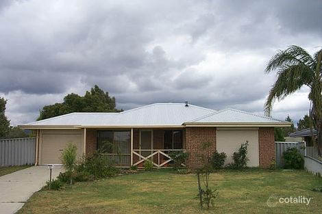 10 Lyrebird Loop, Seville Grove, WA 6112