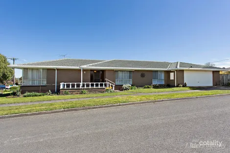 Property photo of 11 Rangeview Street Warragul VIC 3820