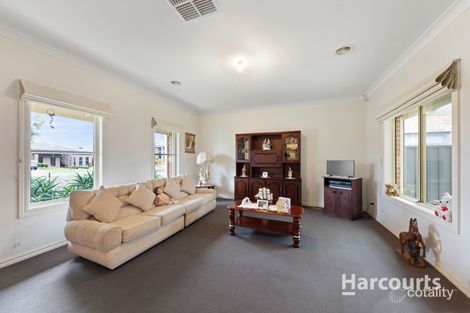 Property photo of 2 Westbury Street Cairnlea VIC 3023