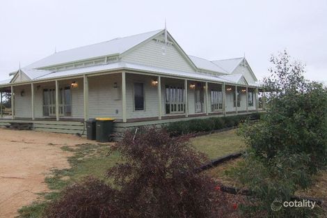 14 Josharc Ct, Stratford, VIC 3862