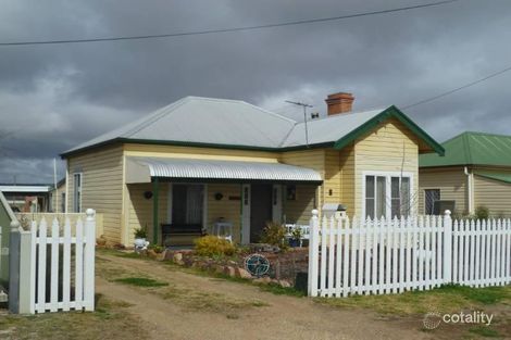 8 Medora St, Inverell, NSW 2360