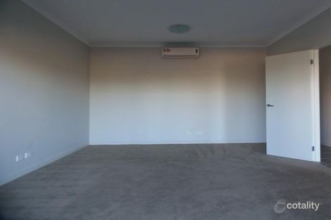 Property photo of 17 Garretty Road Caroline Springs VIC 3023