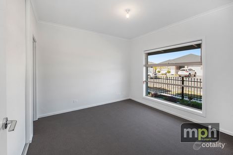 Property photo of 47 Emerald Circuit Virginia SA 5120