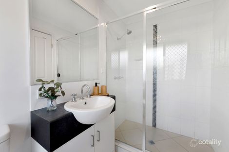 Property photo of 32 Montgomery Street Rural View QLD 4740