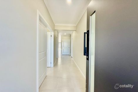 Property photo of 38 Mantis Circuit Tarneit VIC 3029