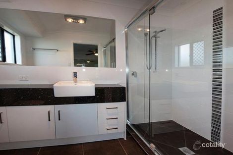 Property photo of 29 Tranquillity Circle Brassall QLD 4305