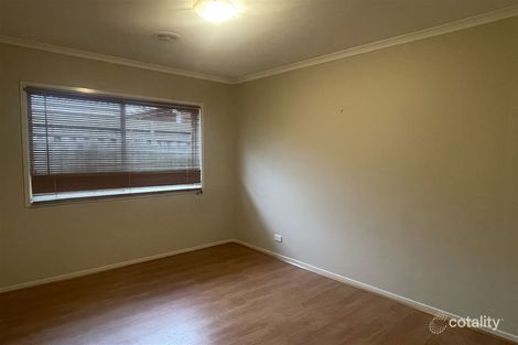 Property photo of 5 Angelique Street Berwick VIC 3806