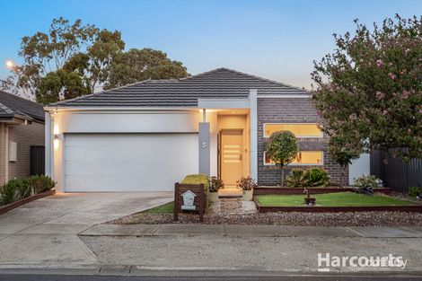 5 Glack Way, Caroline Springs, VIC 3023