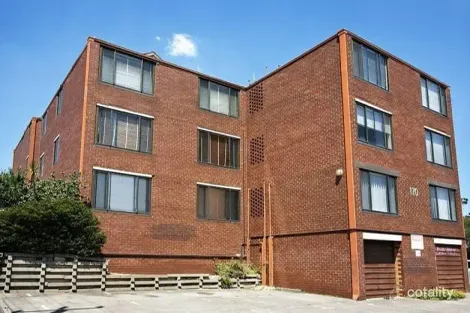 2/170 HIGH ST, NORTHCOTE, VIC 3070