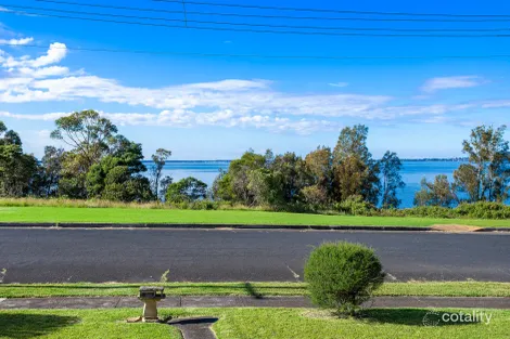 104 Lakeside Dr, Koonawarra, NSW 2530
