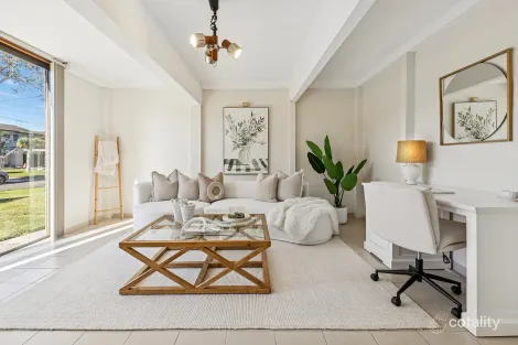 Property photo of 11 Tarra Crescent Dee Why NSW 2099