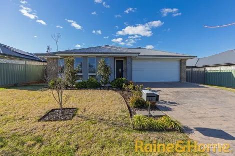 Property photo of 25 Ivy Court Dubbo NSW 2830