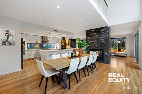 Property photo of 30 Buckingham Crescent Chipping Norton NSW 2170