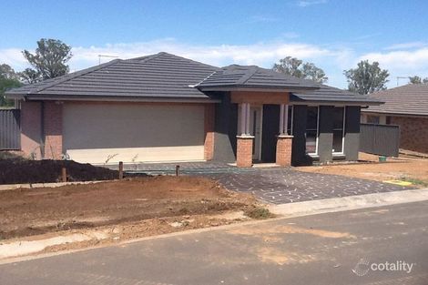Property photo of 4 Regal Park Drive Oxley Vale NSW 2340