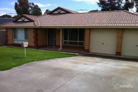 Property photo of 10 Challen Court Evanston Park SA 5116