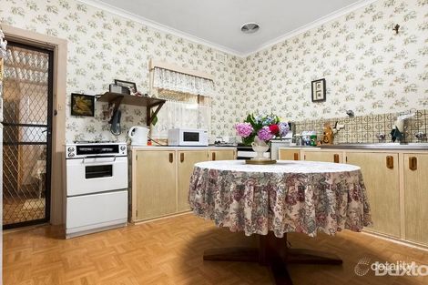 Property photo of 40 Briggs Street Mount Waverley VIC 3149