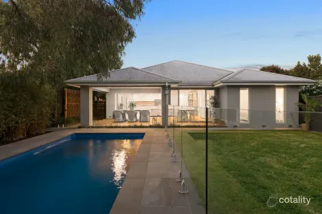 25 Clare St, Parkdale, VIC 3195