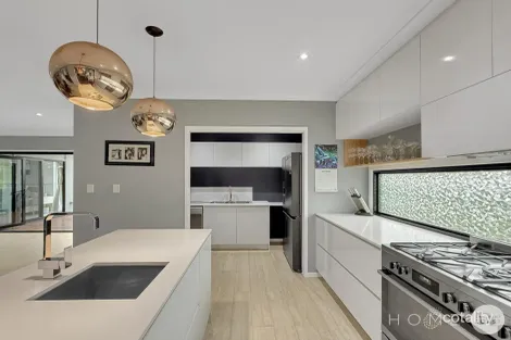 Property photo of 34 Patrick King Drive Burnside QLD 4560