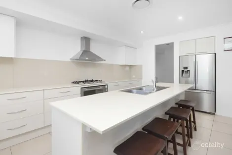 Property photo of 53 Hendos Place Moggill QLD 4070