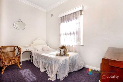Property photo of 10 Cowmeadow Road Mount Hutton NSW 2290