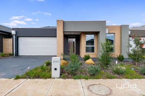 Property photo of 8 Amaroo Circuit Bacchus Marsh VIC 3340