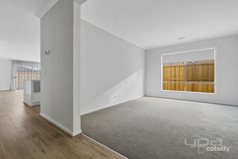 Property photo of 9 Athena Road Weir Views VIC 3338