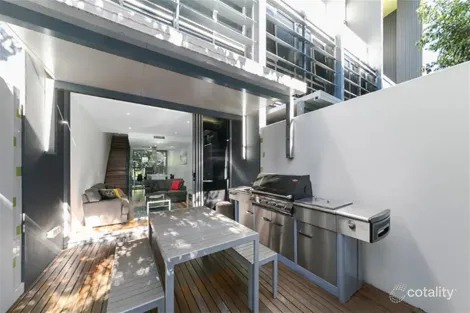 4w/28 Cordelia St, South Brisbane, QLD 4101