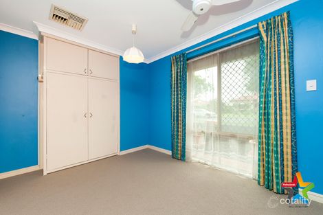 Property photo of 32 Padbury Way Eden Hill WA 6054