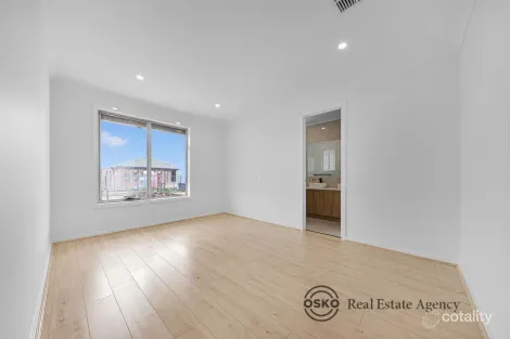 Property photo of 14 Castello Drive Deanside VIC 3336