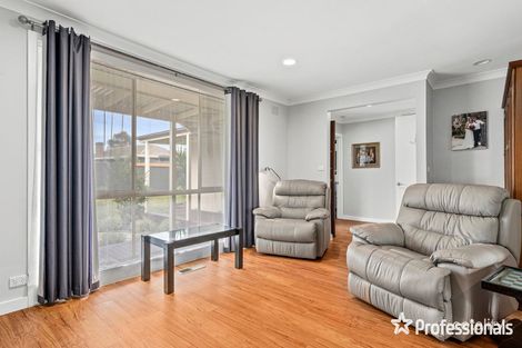 Property photo of 1/21 Rolloway Rise Chirnside Park VIC 3116