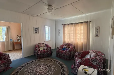 98 Haynes St, Park Avenue, QLD 4701