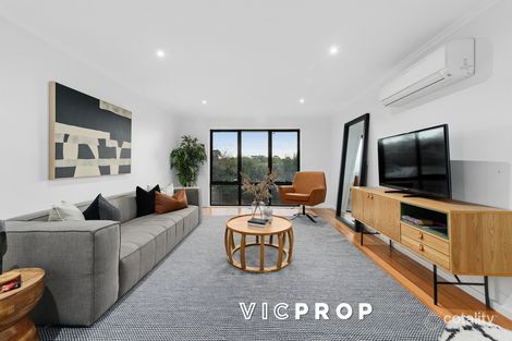 Property photo of 8 White Court Nunawading VIC 3131